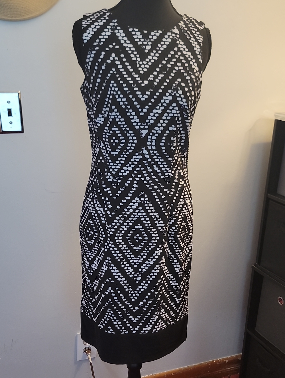 Mario Serrani Italy Black and White Geometric Sheath Dress